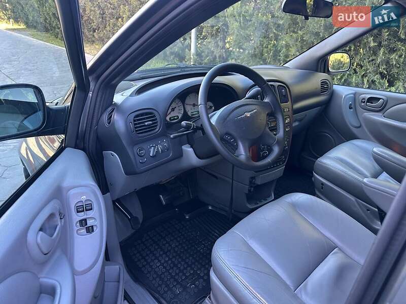 Минивэн Chrysler Voyager 2004 в Великодолинском фото 19 Минивэн Chrysler Voyager 2004 в Великодолинском