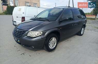 Мінівен Chrysler Voyager 2005 в Чернівцях