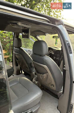 Минивэн Chrysler Voyager 2002 в 
