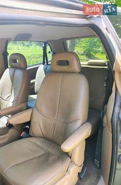 Минивэн Chrysler Voyager 2000 в 
