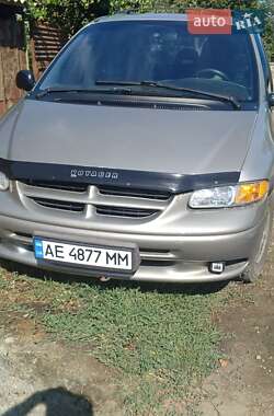 Минивэн Chrysler Voyager 1999 в Каменском