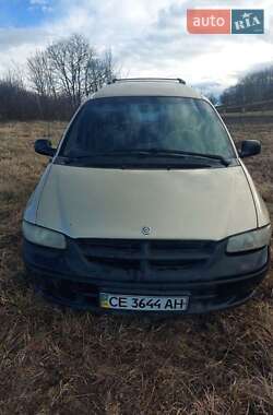 Минивэн Chrysler Voyager 2000 в Черновцах
