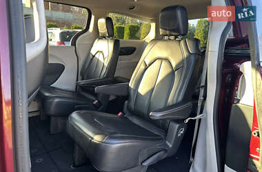 Минивэн Chrysler Voyager 2020 в 