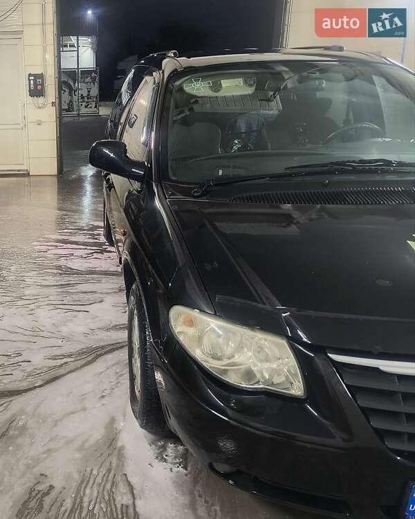 Минивэн Chrysler Voyager 2005 в Киеве фото 4 Минивэн Chrysler Voyager 2005 в Киеве