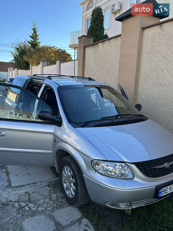 Минивэн Chrysler Voyager 2003 в Николаеве