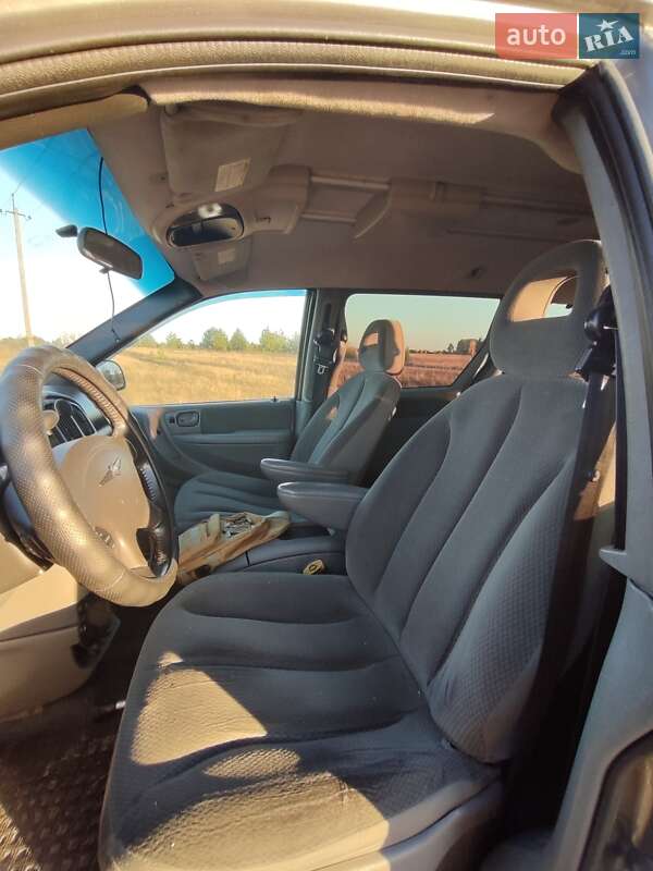 Мінівен Chrysler Voyager 2006 в Камені-Каширському