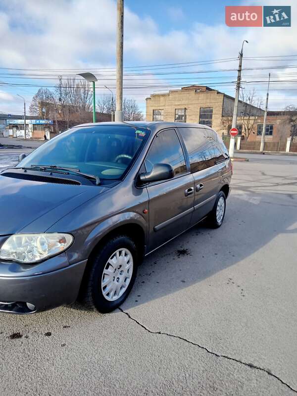 Універсал Chrysler Voyager 2004 в Вінниці