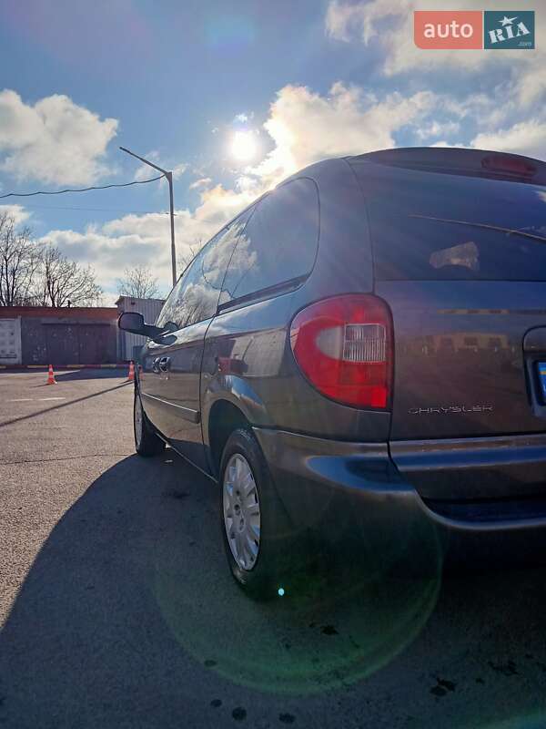 Універсал Chrysler Voyager 2004 в Вінниці