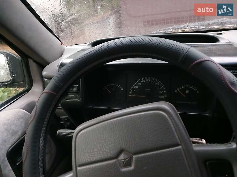 Минивэн Chrysler Voyager 1993 в Клавдиевом-Тарасове фото 7 Минивэн Chrysler Voyager 1993 в Клавдиевом-Тарасове