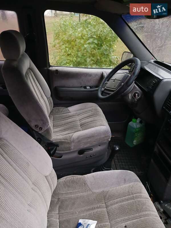 Минивэн Chrysler Voyager 1993 в Клавдиевом-Тарасове фото 9 Минивэн Chrysler Voyager 1993 в Клавдиевом-Тарасове