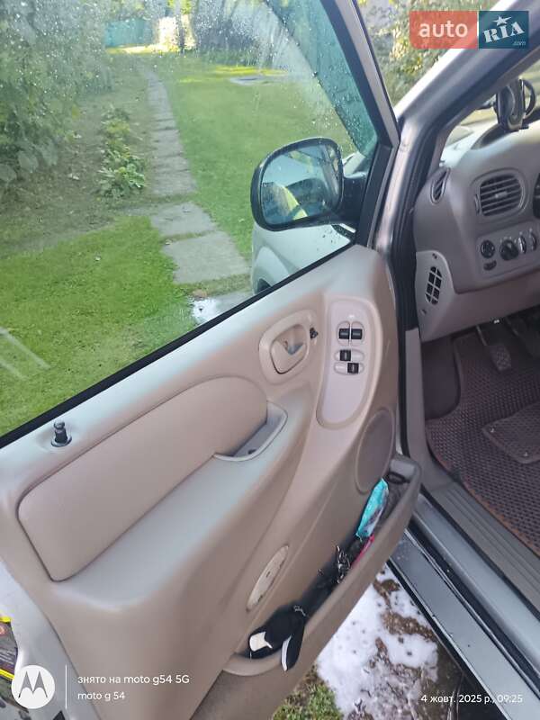 Минивэн Chrysler Voyager 2002 в Буче фото 9 Минивэн Chrysler Voyager 2002 в Буче