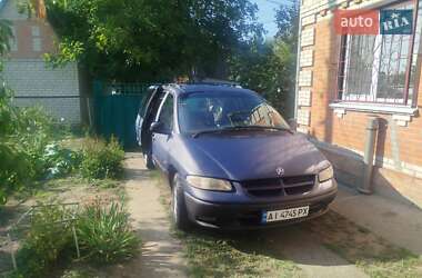Минивэн Chrysler Voyager 1997 в Киеве