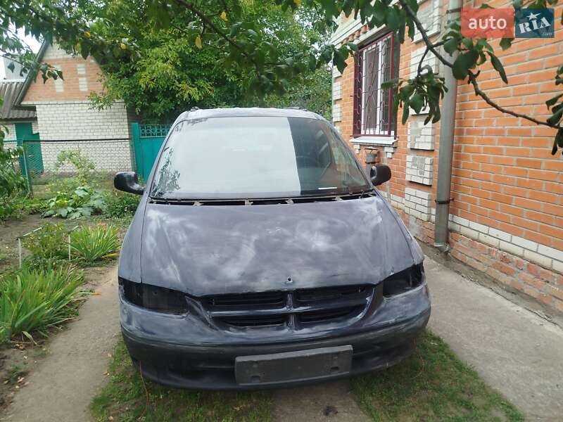 Мінівен Chrysler Voyager 1997 в Києві