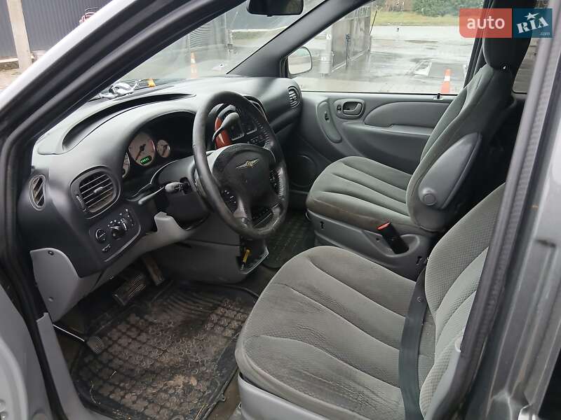 Мінівен Chrysler Voyager 2005 в Хотині фото 11 Мінівен Chrysler Voyager 2005 в Хотині