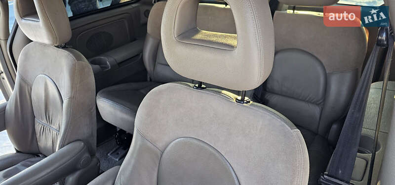 Универсал Chrysler Voyager 2001 в Каменец-Подольском