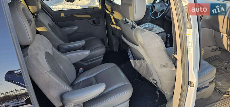 Универсал Chrysler Voyager 2001 в Каменец-Подольском