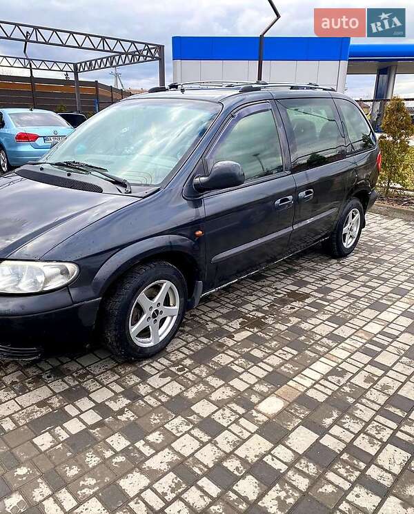 Минивэн Chrysler Voyager 2002 в Новоукраинке