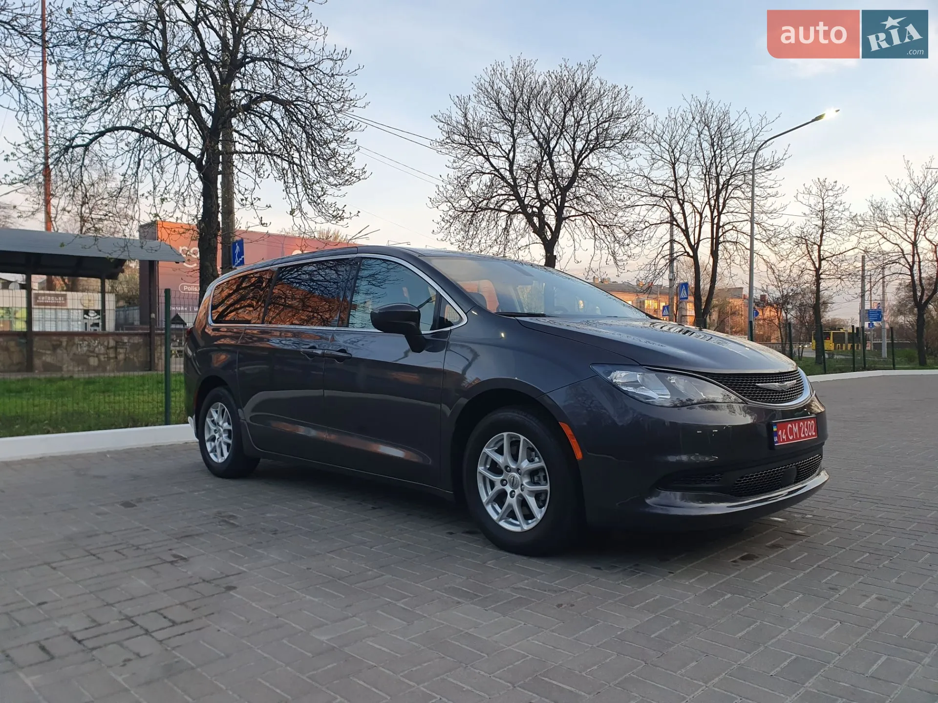 2022 Chrysler Voyager - мініатюра 14