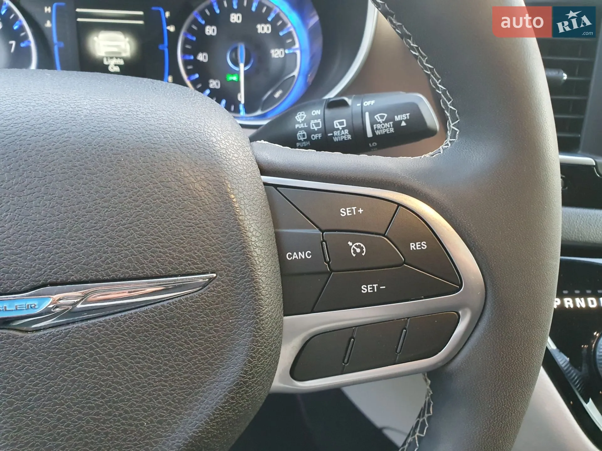 2022 Chrysler Voyager - мініатюра 50
