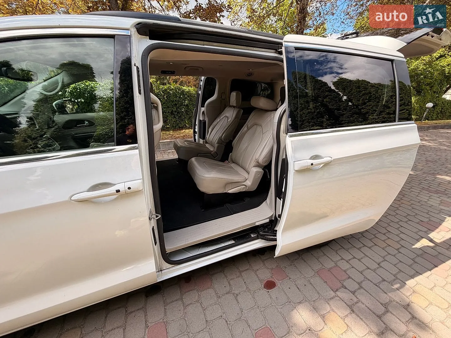 2020 Chrysler Voyager - мініатюра 40
