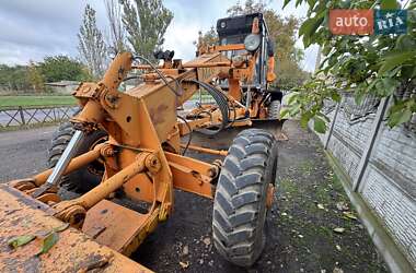 Автогрейдер ЧСДМ ДЗ-98 2005 в 
