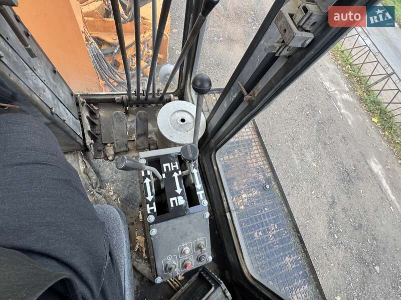 Автогрейдер ЧСДМ ДЗ-98 2005 в Миколаєві
