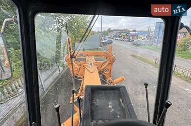 Автогрейдер ЧСДМ ДЗ-98 2005 в 