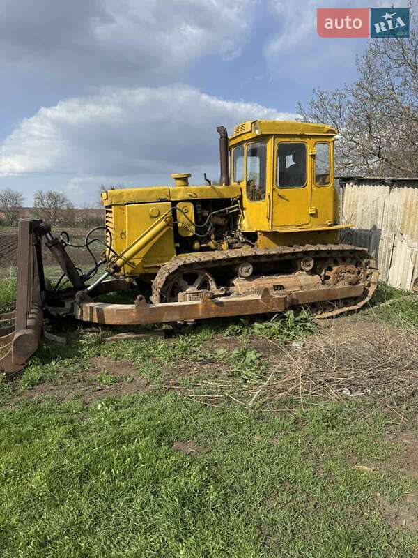 Бульдозер ЧТЗ Т-130 1992 в Новоархангельске фото Бульдозер ЧТЗ Т-130 1992 в Новоархангельске