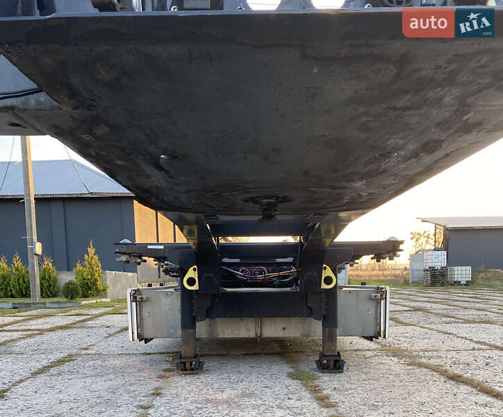 Контейнеровоз напівпричіп CIMC SilverGreen SG 03 2016 в Жовкві