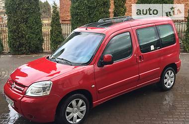 Грузопассажирский фургон Citroen Berlingo 2006 в Городке