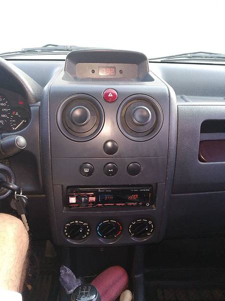 Грузопассажирский фургон Citroen Berlingo 2006 в Каменском фото 4 Грузопассажирский фургон Citroen Berlingo 2006 в Каменском
