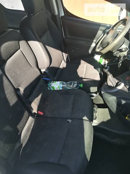 Мінівен Citroen Berlingo 2010 в Звягелі