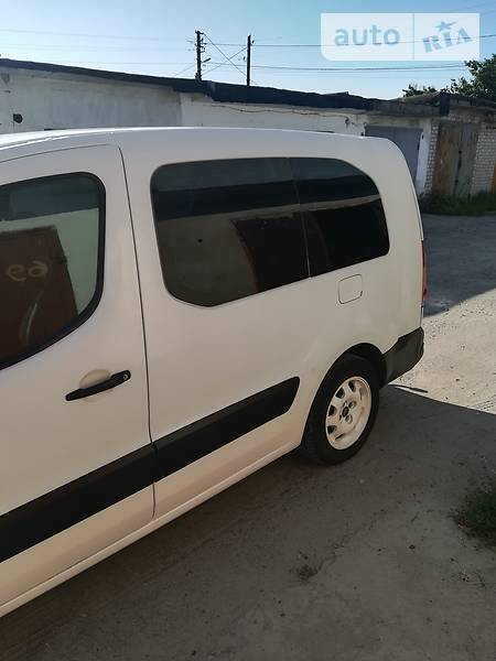 Мінівен Citroen Berlingo 2010 в Звягелі