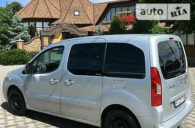 Минивэн Citroen Berlingo 2011 в 
