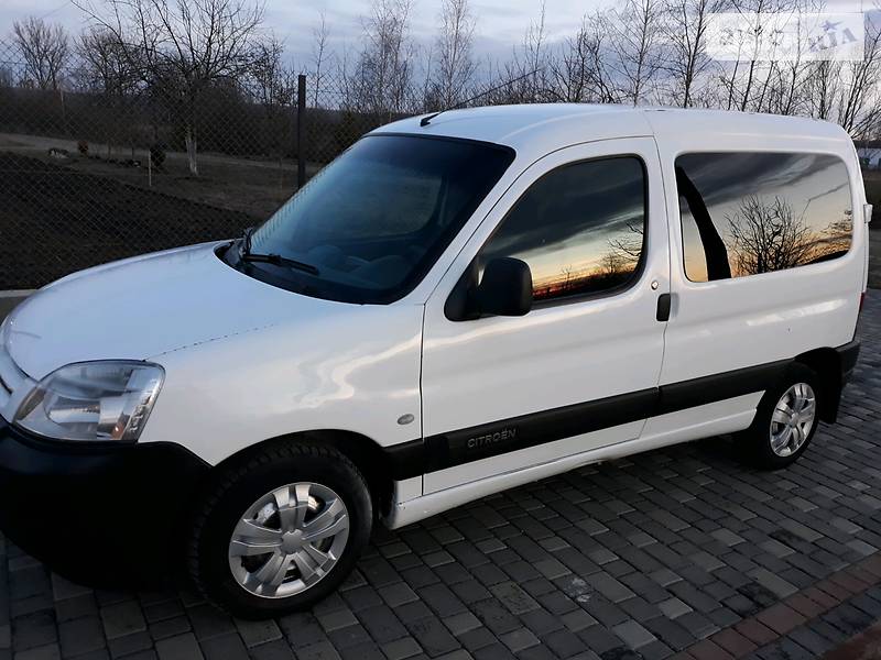 Вантажопасажирський фургон Citroen Berlingo 2008 в Калуші