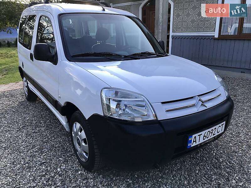 Универсал Citroen Berlingo 2010 в Львове