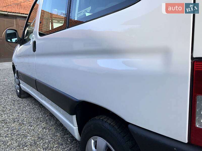 Универсал Citroen Berlingo 2010 в Львове