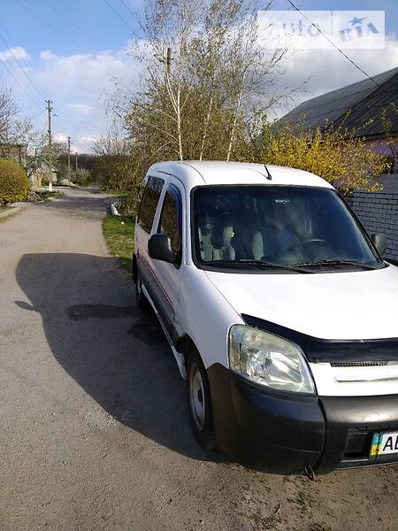 Грузопассажирский фургон Citroen Berlingo 2006 в Каменском фото 17 Грузопассажирский фургон Citroen Berlingo 2006 в Каменском