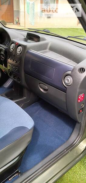 Вантажопасажирський фургон Citroen Berlingo 2005 в Коломиї
