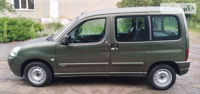 Вантажопасажирський фургон Citroen Berlingo 2005 в Коломиї