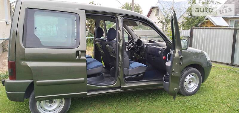 Вантажопасажирський фургон Citroen Berlingo 2005 в Коломиї