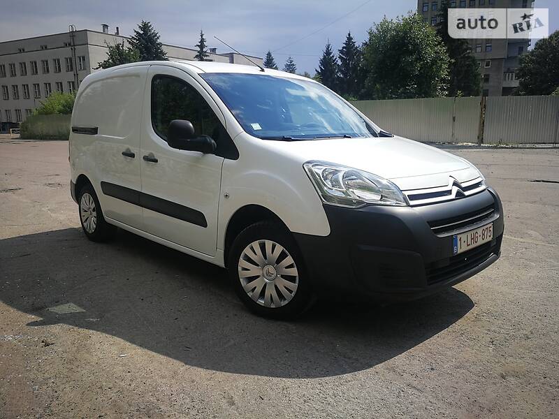 Грузопассажирский фургон Citroen Berlingo 2015 в Ровно