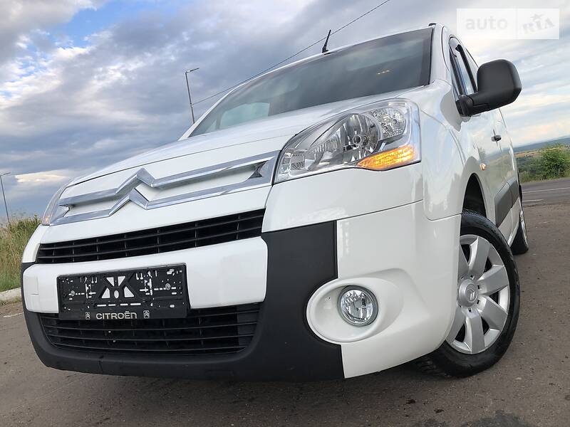 Вантажопасажирський фургон Citroen Berlingo 2011 в Дрогобичі