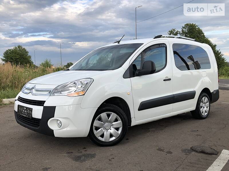 Вантажопасажирський фургон Citroen Berlingo 2011 в Дрогобичі