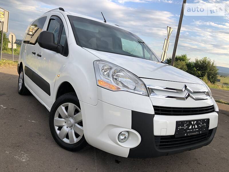 Вантажопасажирський фургон Citroen Berlingo 2011 в Дрогобичі