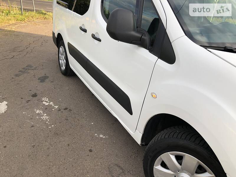 Вантажопасажирський фургон Citroen Berlingo 2011 в Дрогобичі