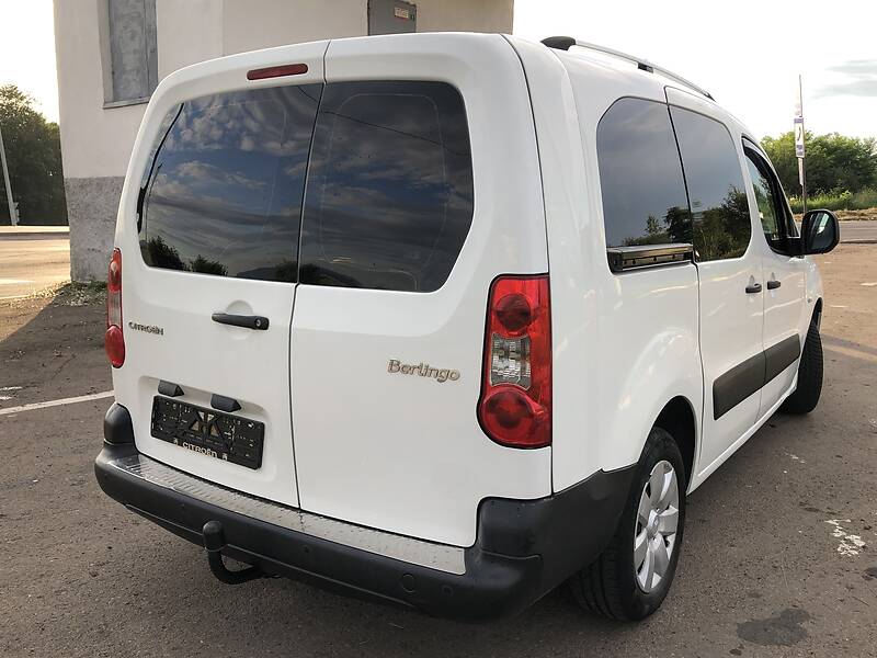 Вантажопасажирський фургон Citroen Berlingo 2011 в Дрогобичі