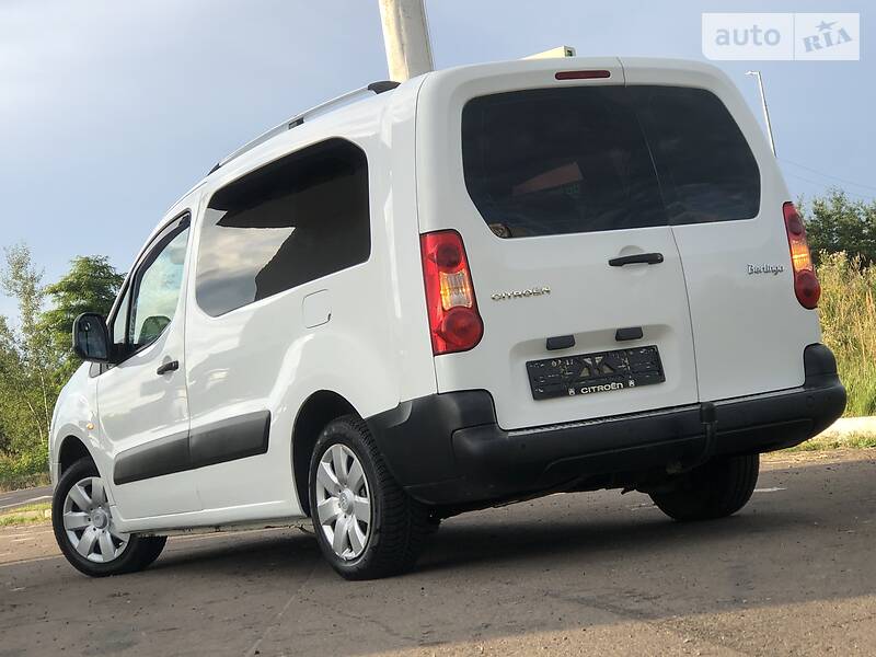Вантажопасажирський фургон Citroen Berlingo 2011 в Дрогобичі
