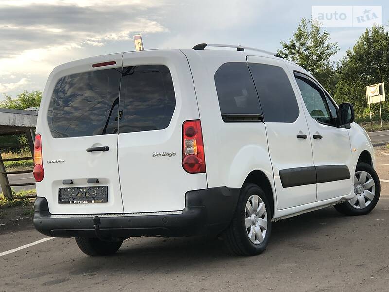 Вантажопасажирський фургон Citroen Berlingo 2011 в Дрогобичі
