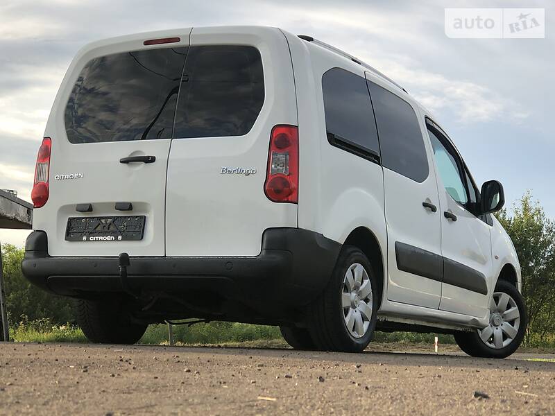 Вантажопасажирський фургон Citroen Berlingo 2011 в Дрогобичі